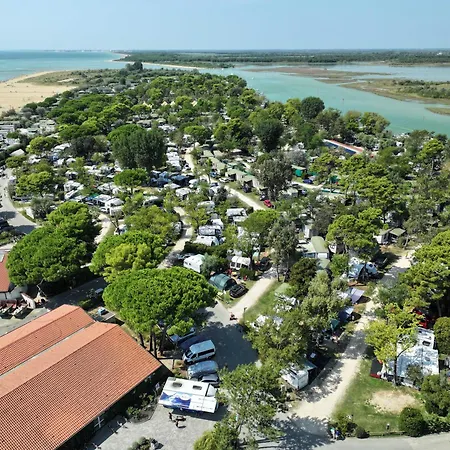 אתר קמפינג Village Capalonga