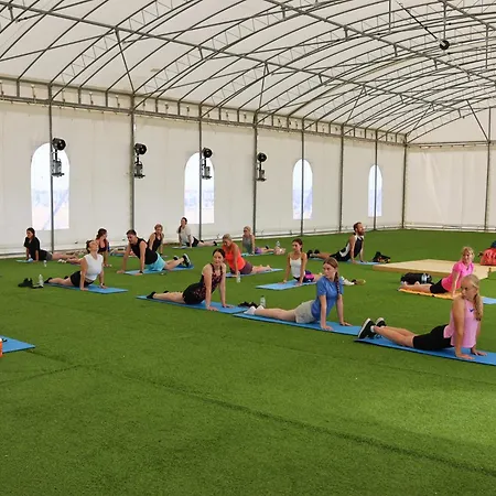 Village Capalonga אתר קמפינג 3*