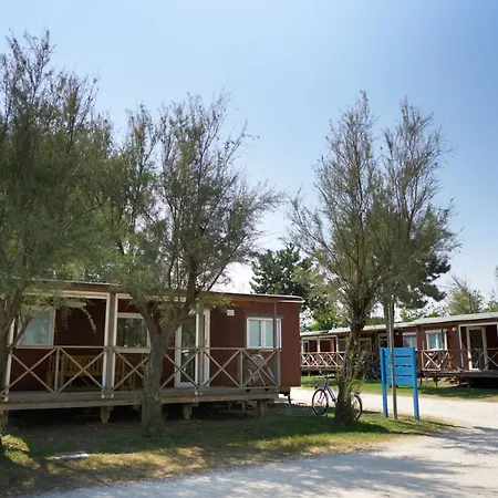 Village Capalonga