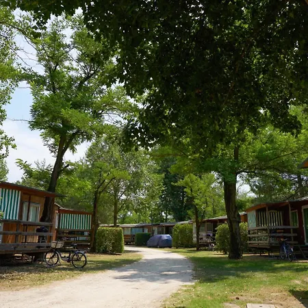 Village Capalonga
