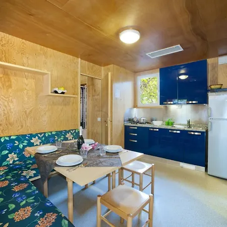 אתר קמפינג Village Capalonga